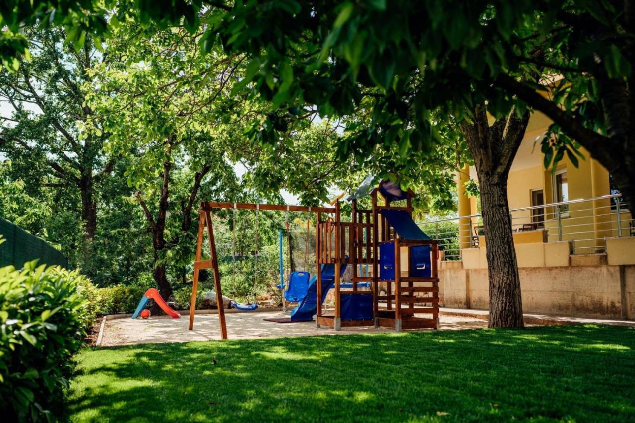 Holiday Home Terra Roca - Imotski, Natural Environment With Complete Peace And Quiet. 外观 照片
